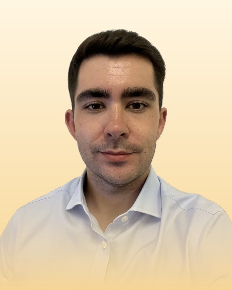 Thomas Cooper, Líder de Crescimento e Operações da IWS Online School