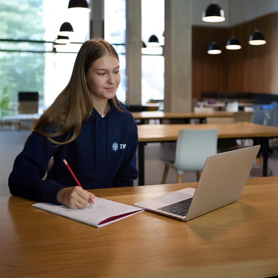 University Foundation student preparing for university with an IWS tutor